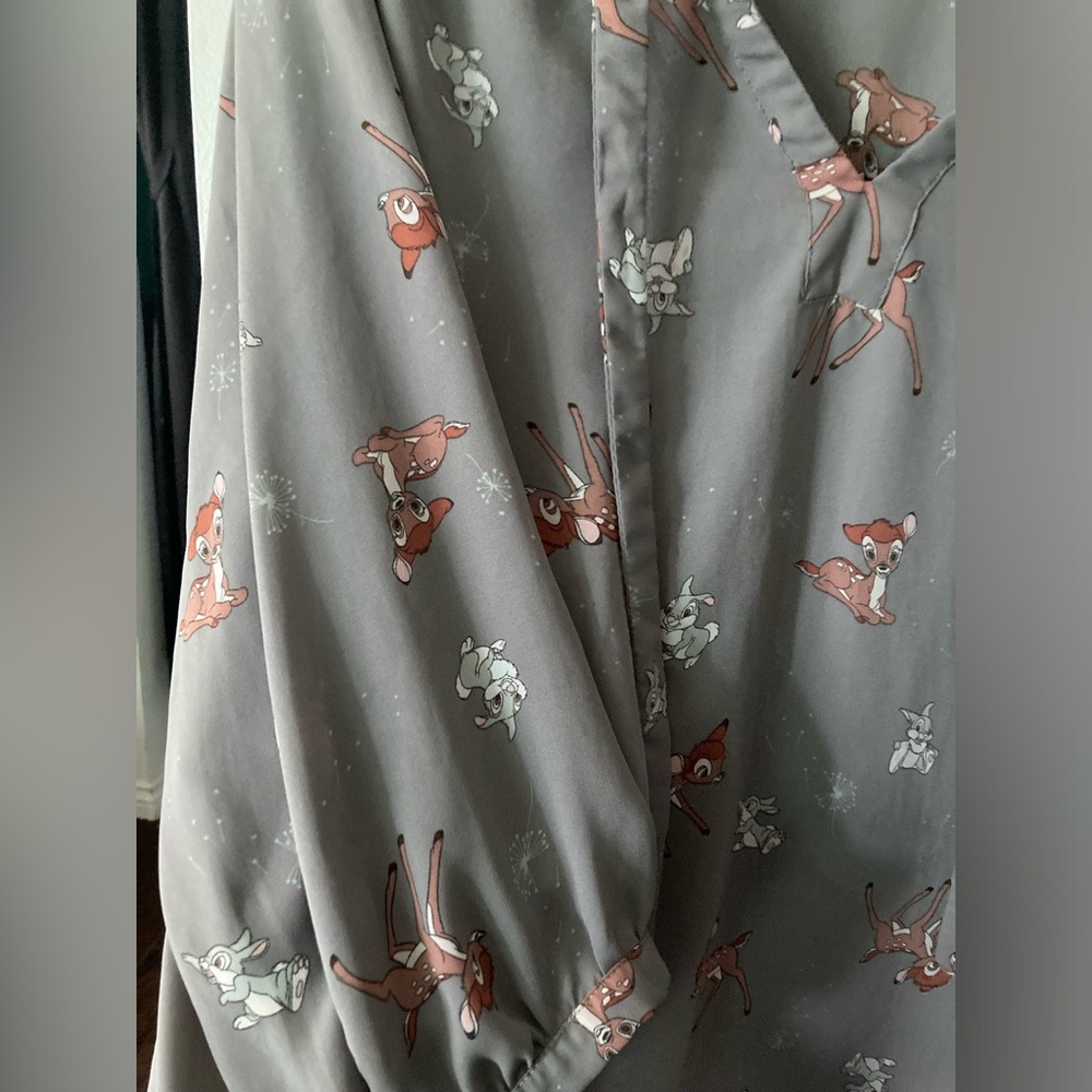 Woman’s blouse - Picture 5 of 9